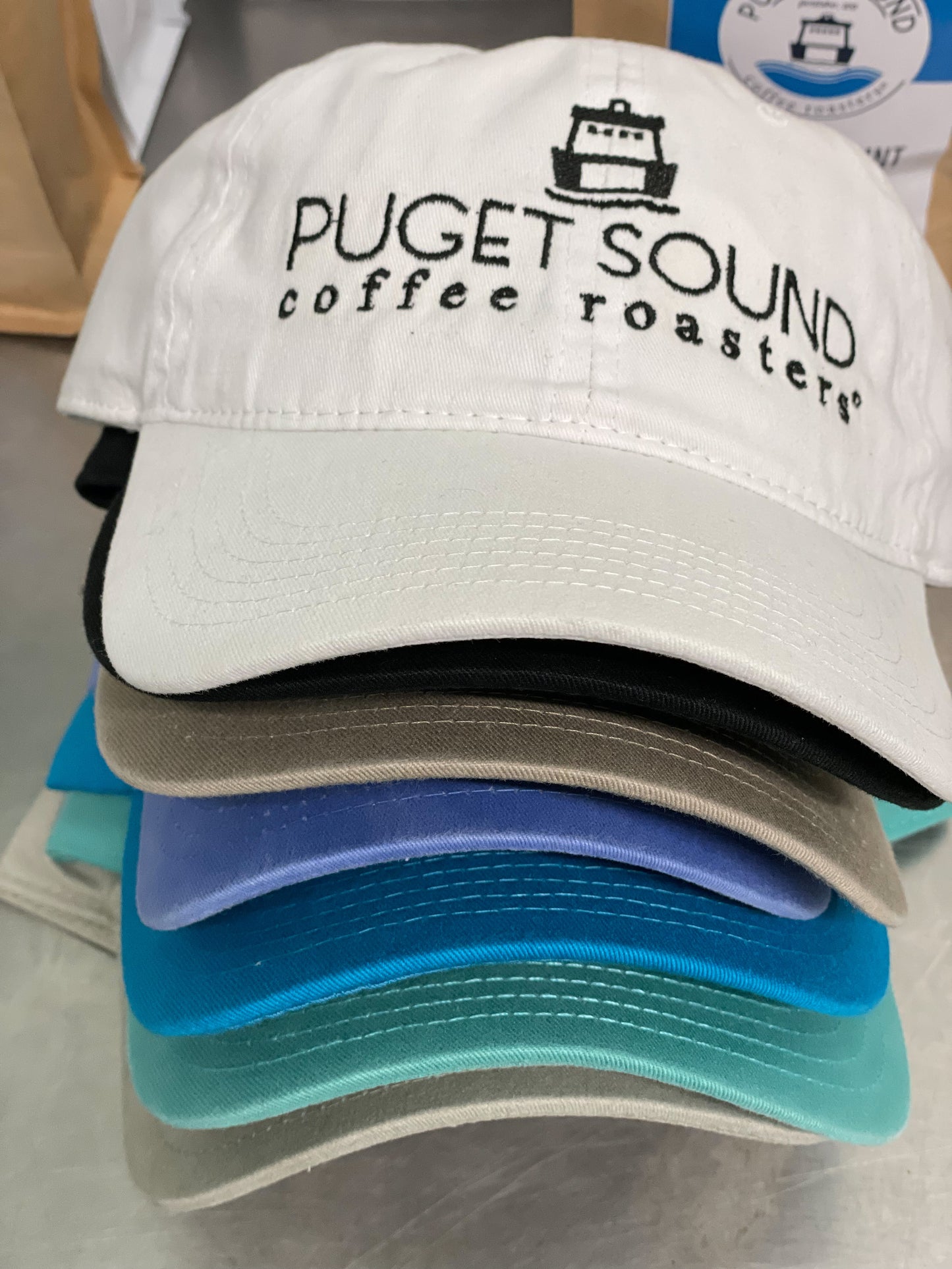 Logo hat
